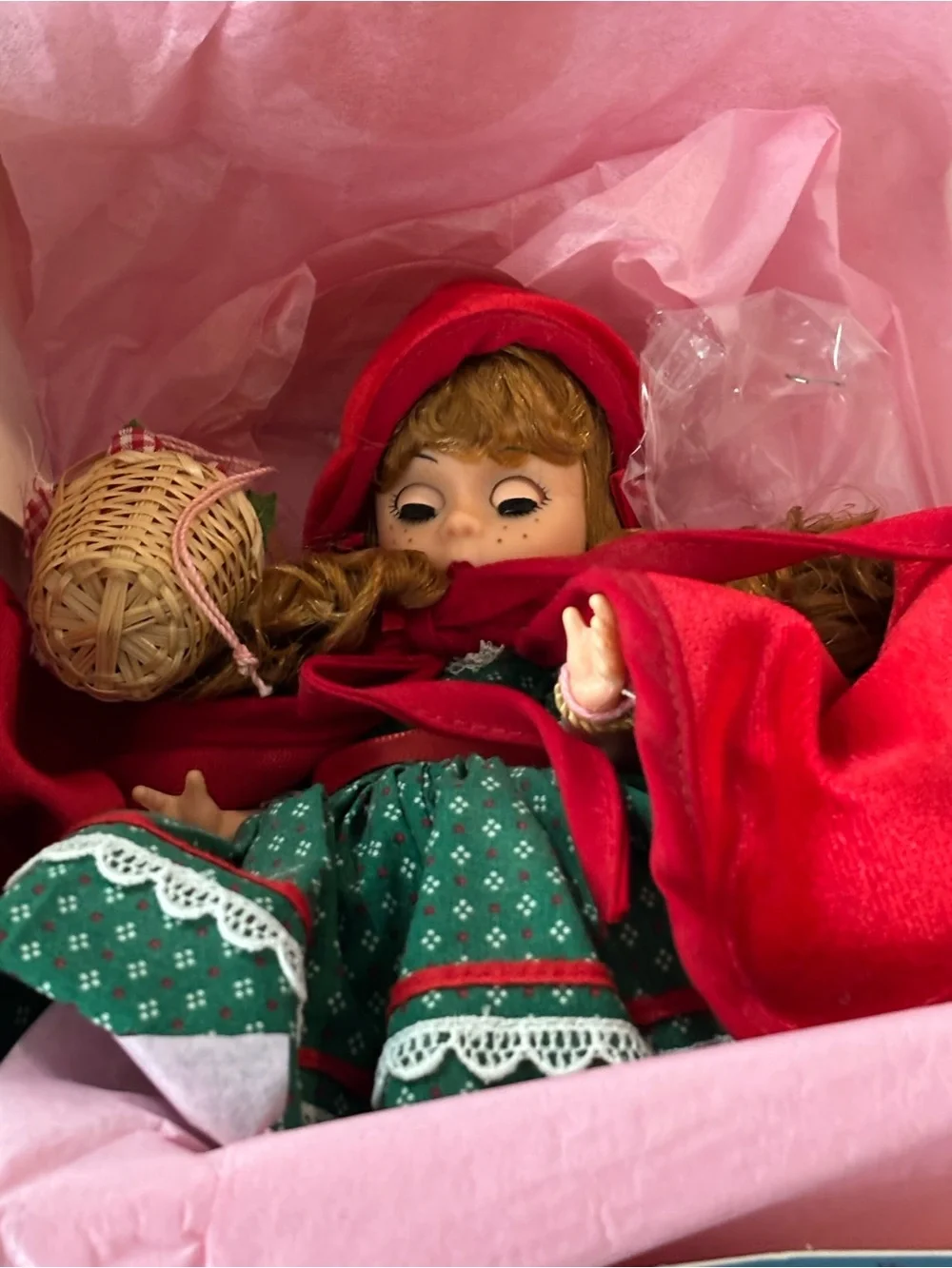 Vintage Madame Alexander Little Red Riding Hood 8